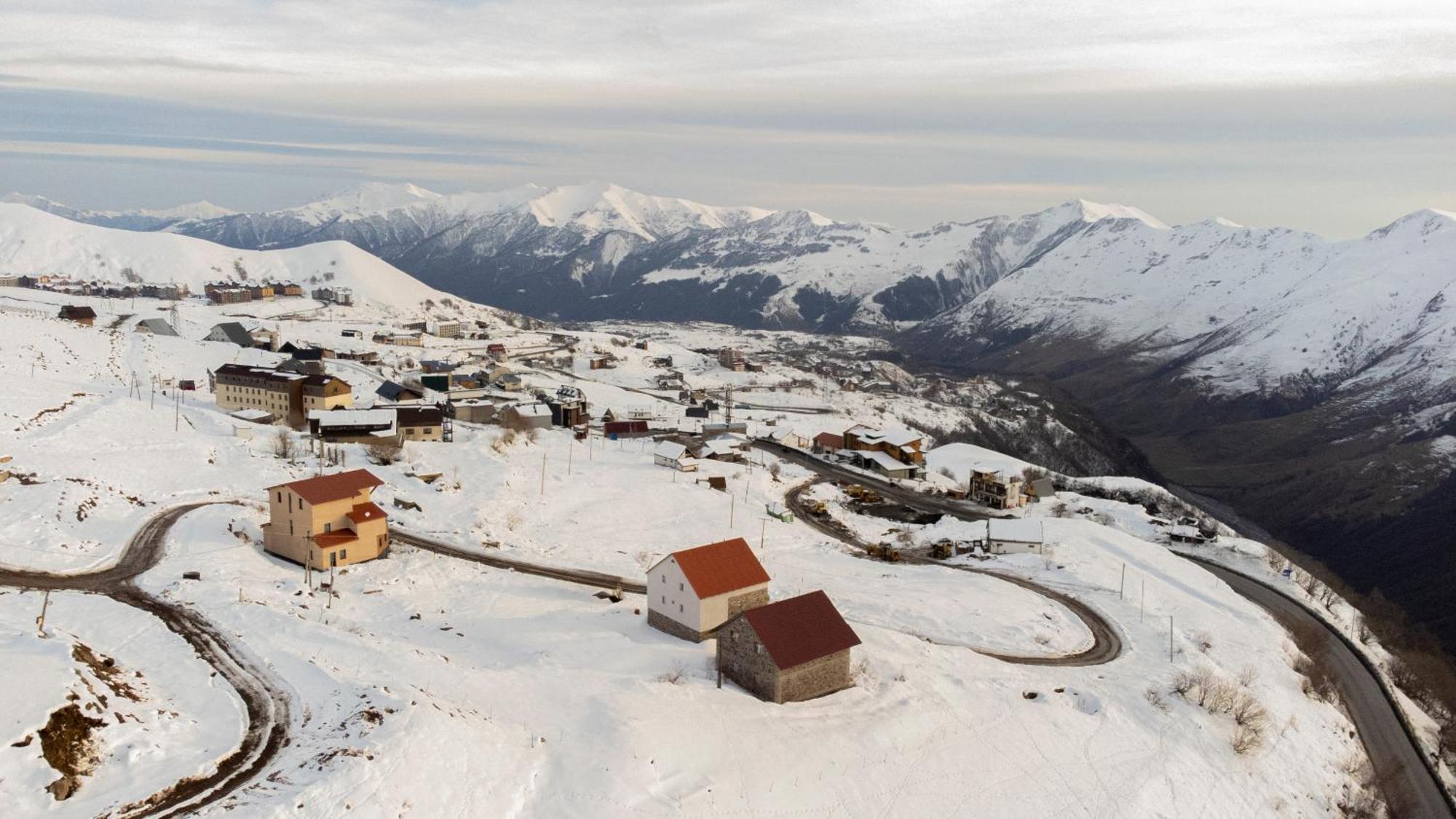 The Hills Hostel Gudauri Bagian luar foto